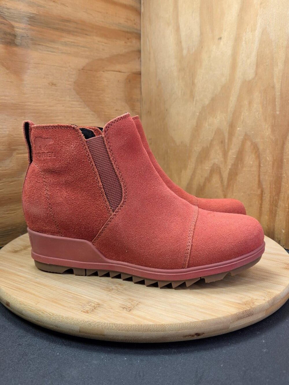 Sorel Evie Womens Suede Chelsea Waterproof Wedge Ankle Boots Size 7 Booties EUC